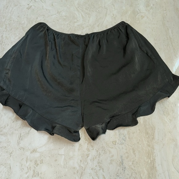 Super cute NWT Soprano ruffle short - Picture 4 of 5
